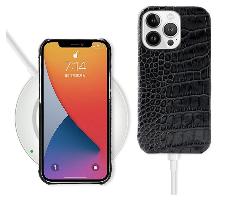 ABBI SIGNATURE『クロコバックカバーケース』はワイヤレス充電・ケーブル充電両方対応