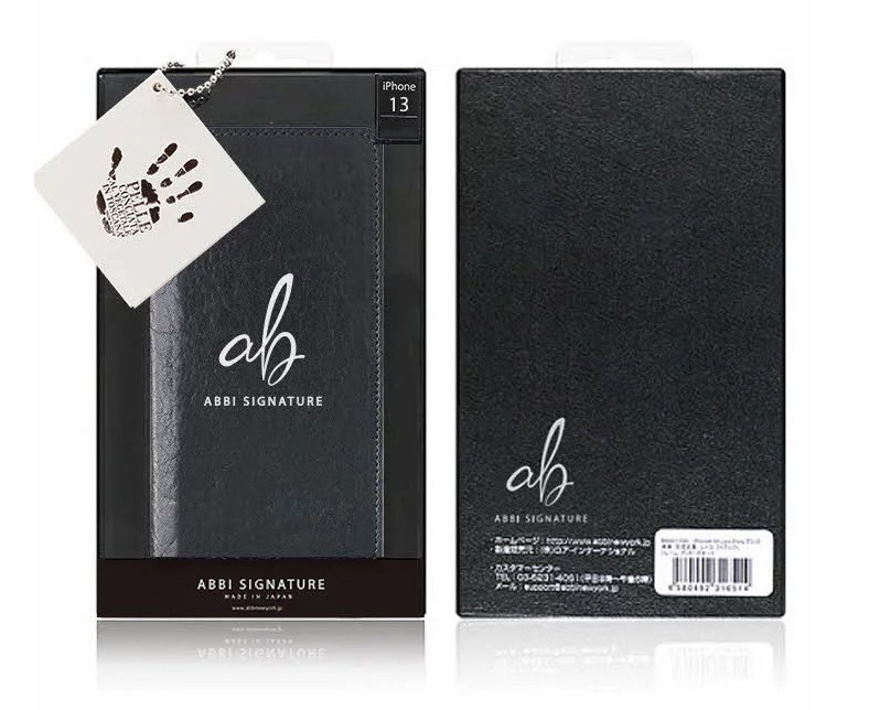 ABBI SIGNATURE 「PIERROT LUX レザーケース」のパッケージ