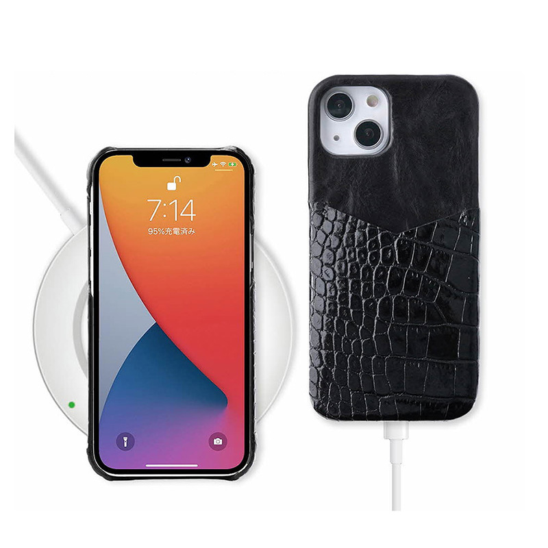 ワイヤレス充電・ケーブル充電両方対応