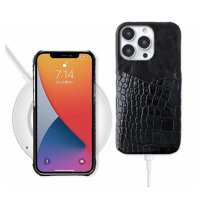 ワイヤレス充電・ケーブル充電両方対応