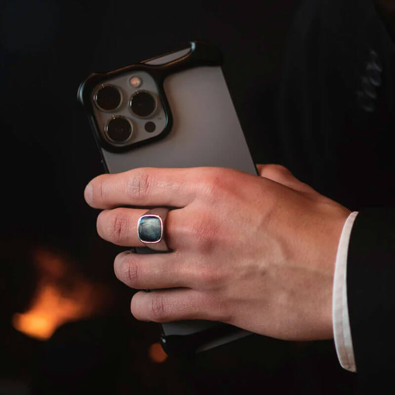 アルミバンパーケース