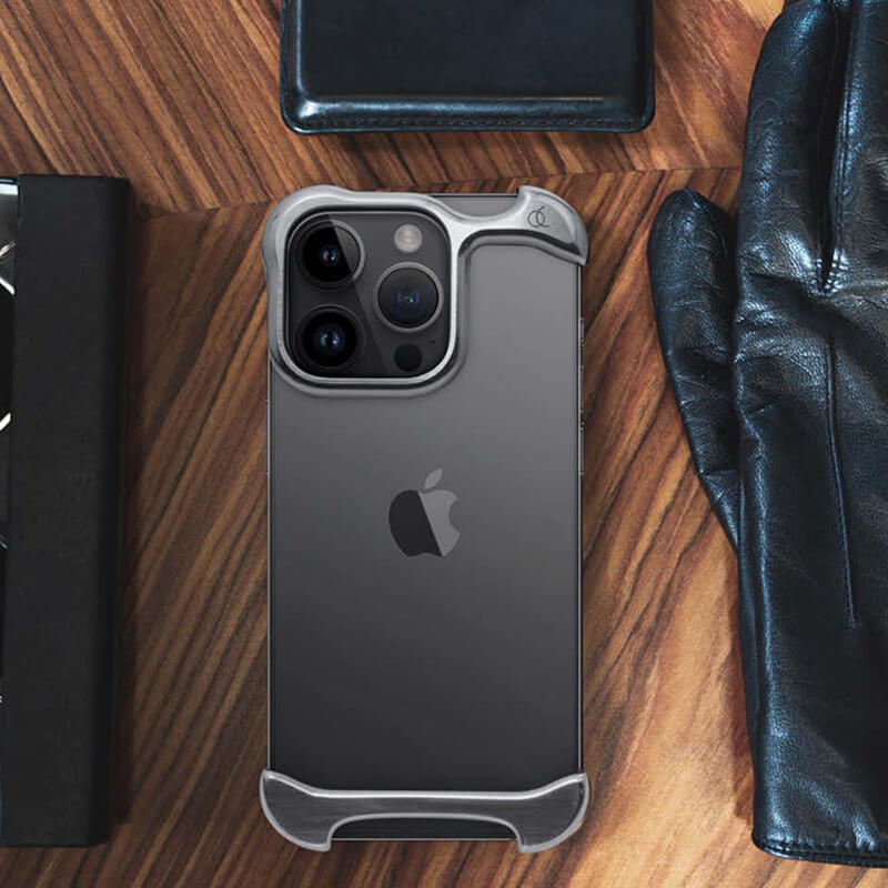 オランダ発のバンパー型ケース