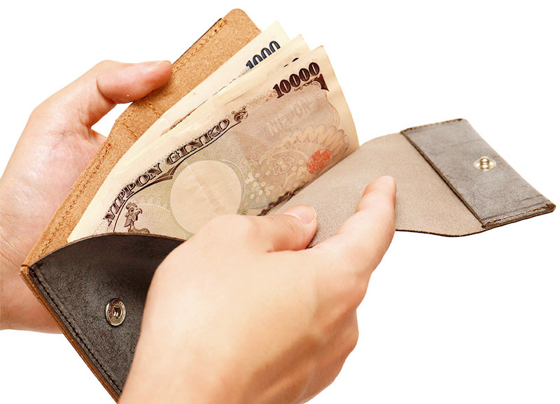 お札を折らずに収納