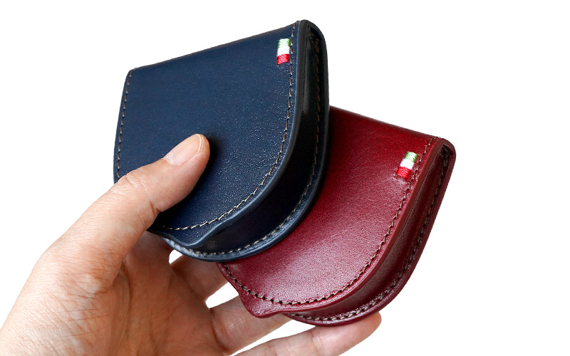 単色でシンプルなデザイン