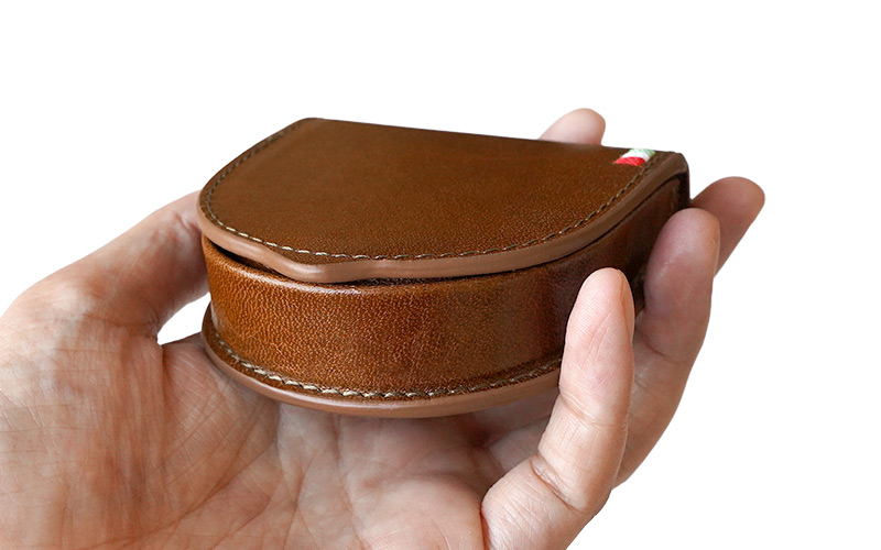 手のひらに収まる大きさ