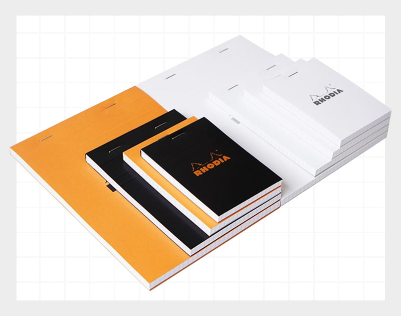 ロディアブロックメモ帳のが積み重なっている