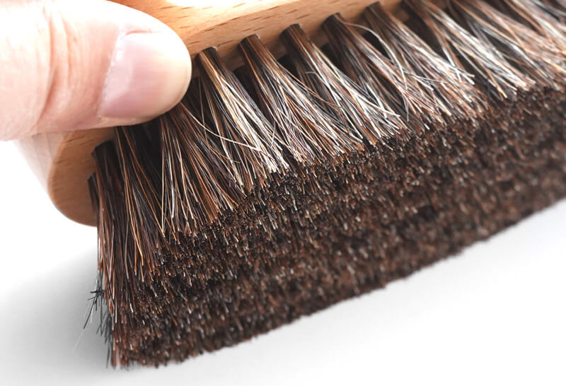 汎用性の高い馬毛製ブラシ