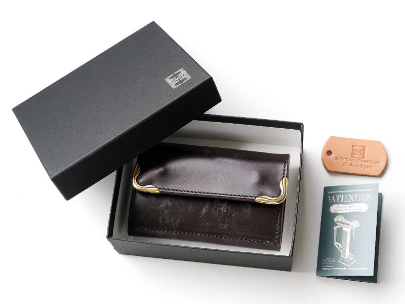 日本製のパッケージ