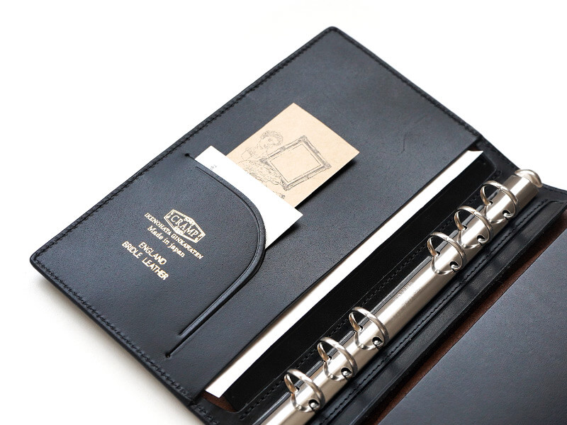 切り込みタイプのポケット