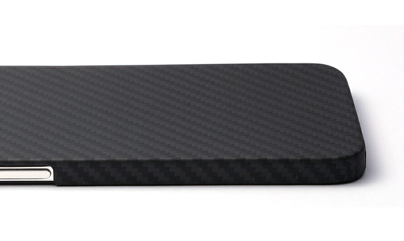 艶消し（マット）仕上げ Ultra Slim & Light Case DURO iPhone13 ProMax ケース 背面 カバー