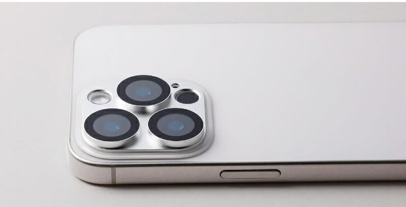 ガラス+アルミ合金で精度が高く高級感のある仕上がり