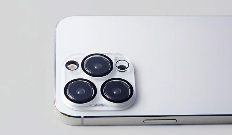 カメラユニットをしっかり守るレンズ保護カバー