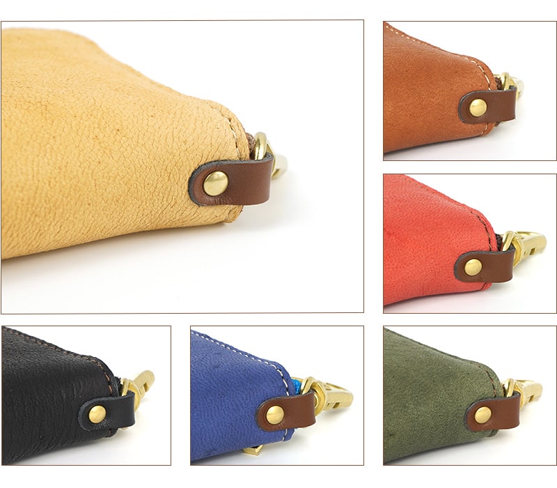 ナスカンの渡し部分には牛ヌメ革を使用