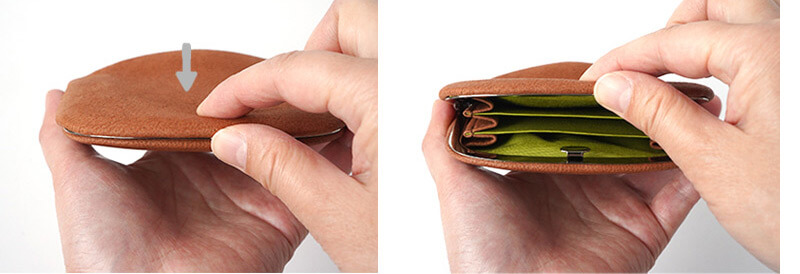 押し口金は、背面から押して簡単に開閉できます。