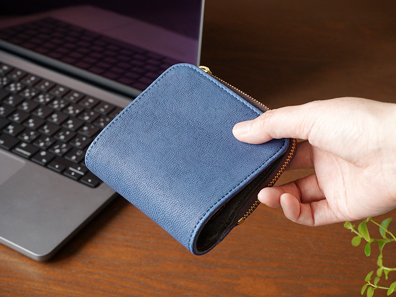 柔らかい鹿革のウォレット