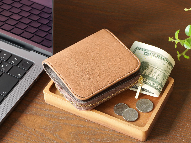 フィンランド産エルクレザー二つ折り財布