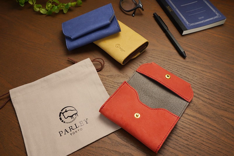 エルクレザーを使ったカードケース / 名刺入れ