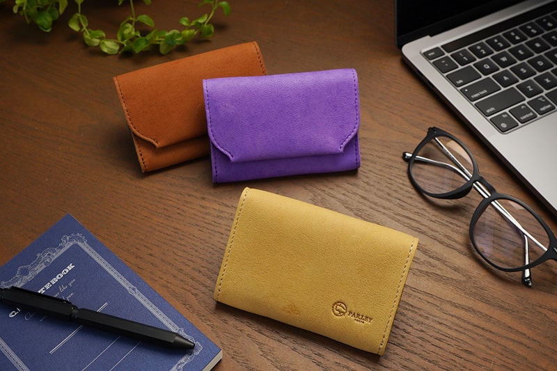 エルクレザーを使ったカードケース / 名刺入れ