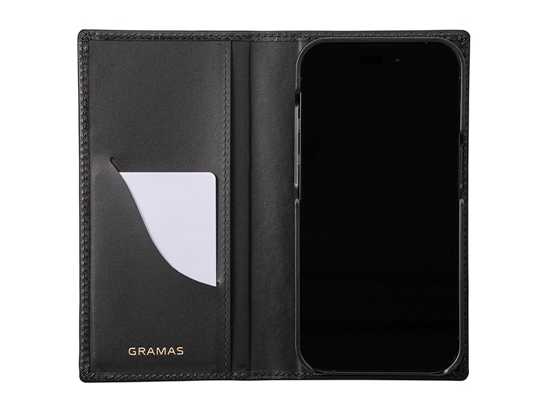 便利なカード収納付き。収納物が落下しない“RIPPLE Plus”を採用