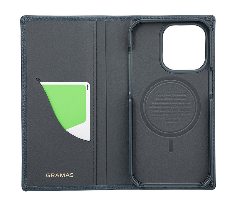 便利なカード収納付き。収納物が落下しない“RIPPLE Plus”を採用