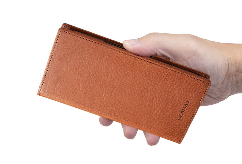 『G-FOLIO ミネルバボックスレザー フォリオケース』はマグネットフラップ機能付き