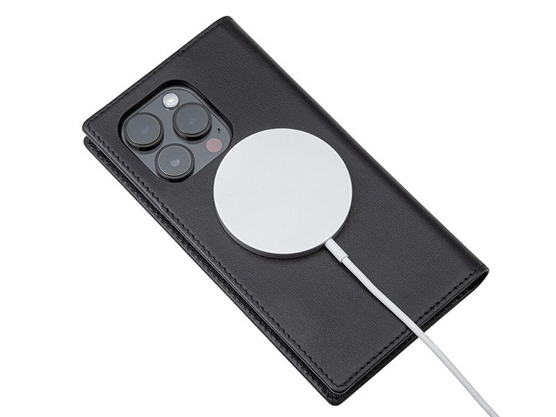 『G-FOLIO ミュージアムカーフレザー フォリオケース』はMagSafe対応