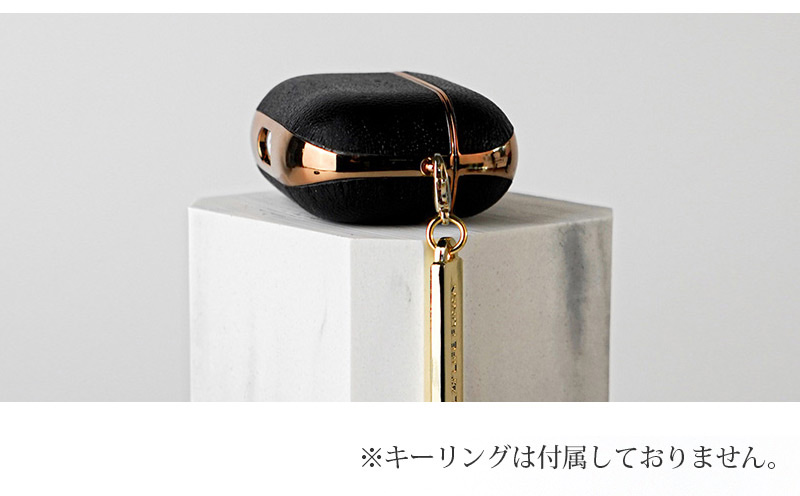 持ち運びに便利なキーチェーンやカラビナを取り付けられるキーリングホールがサイドについています。