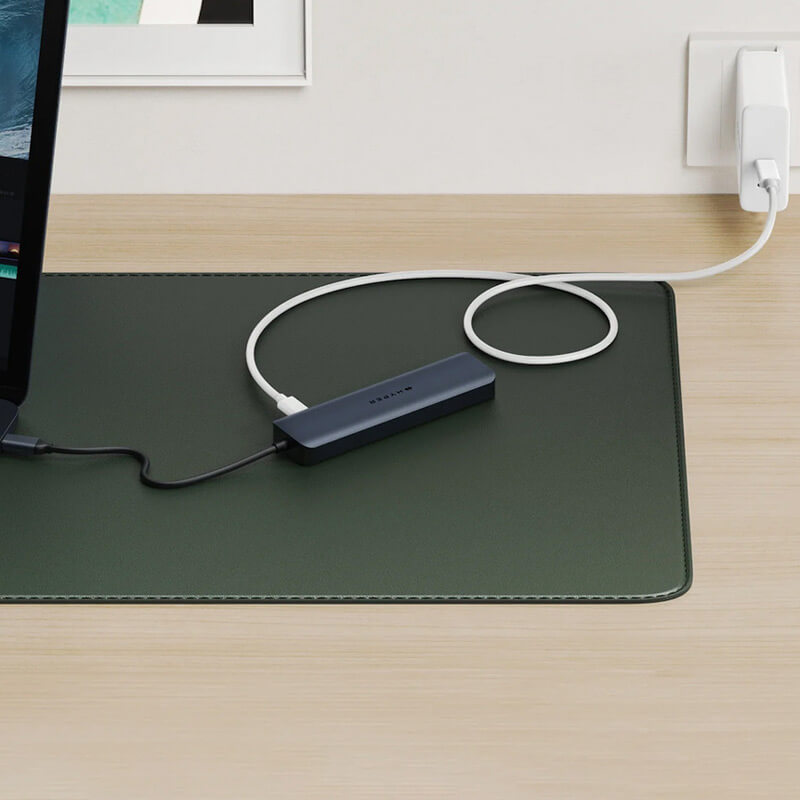 EcoSmart(TM) エコ素材採用