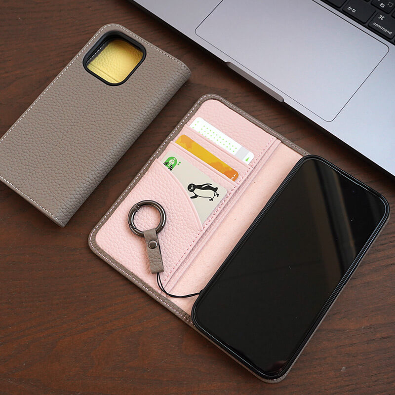 レディースにおすすめのシュリンクレザーiPhoneケース