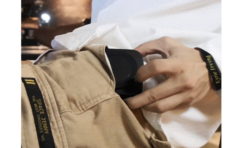 軽量・折りたたみ式 コンパクトで持ち運びやすい