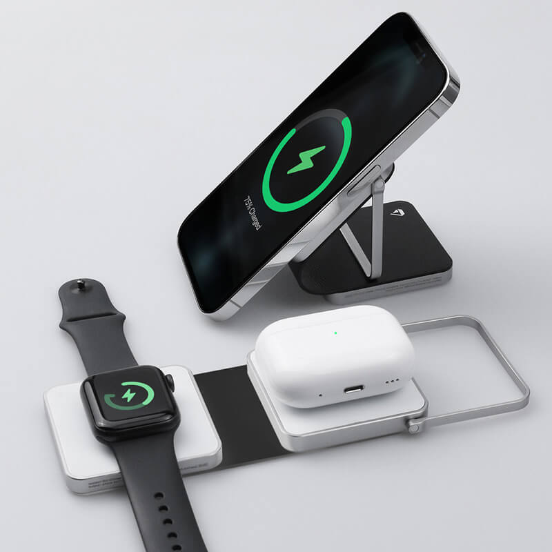 2台同時充電　最大出力18Ｗ