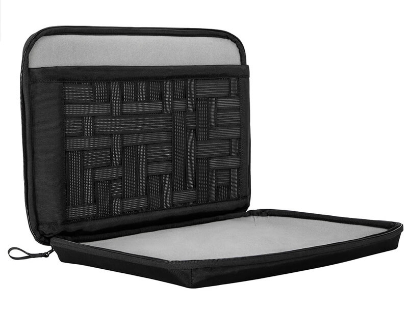 耐水性と耐久性に優れたケース