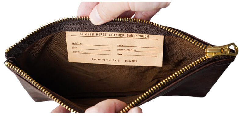 本革製(栃木レザー)のブランドネームタグ