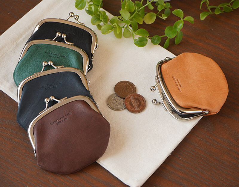 本革を気軽に楽しめるアイテム