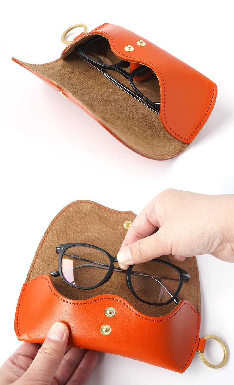 メガネの丸みに合わせて、取り出し部分にナミナミのカーブがついたデザイン。