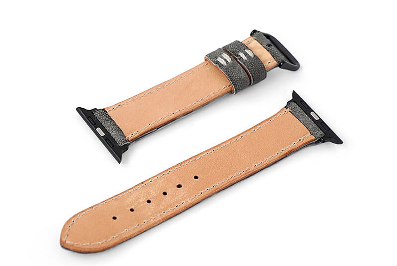 手首に馴染むソフトな裏材