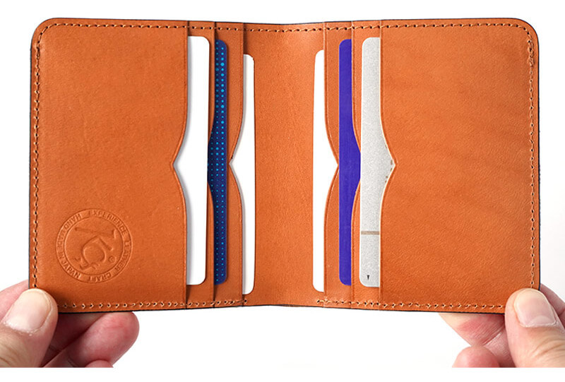 豊富なカード収納