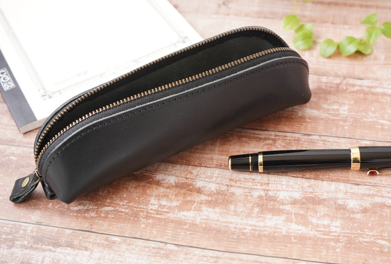栃木レザー ペンケース