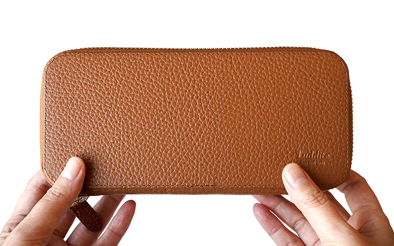 シンプルかつお洒落なペンケース