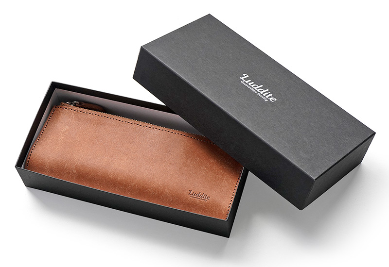 プレゼントにもおすすめのおしゃれな大人のペンケース