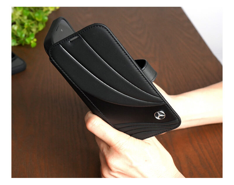 本革＋メタルエンブレム