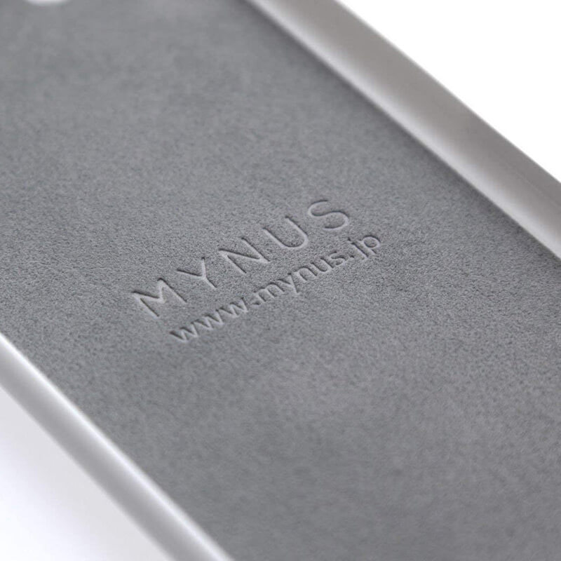 ケース内側の柔らかいスエードシート