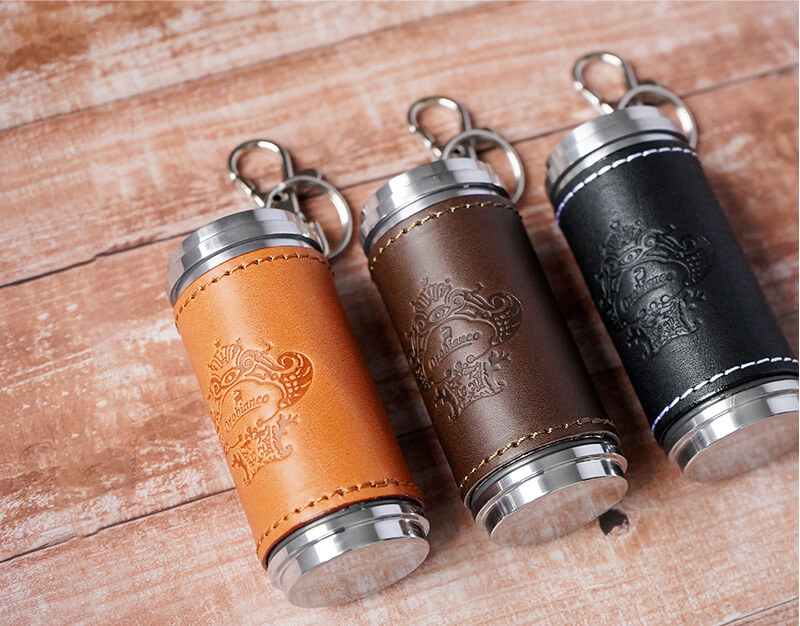 オロビアンコのロゴがデザインポイント