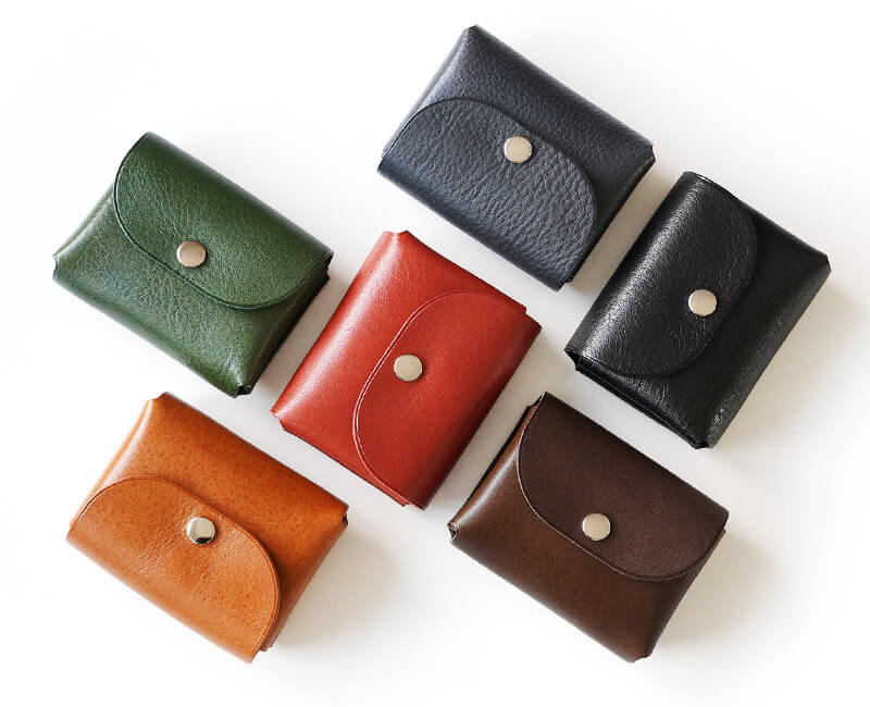 国産の姫路レザーを使用しています。