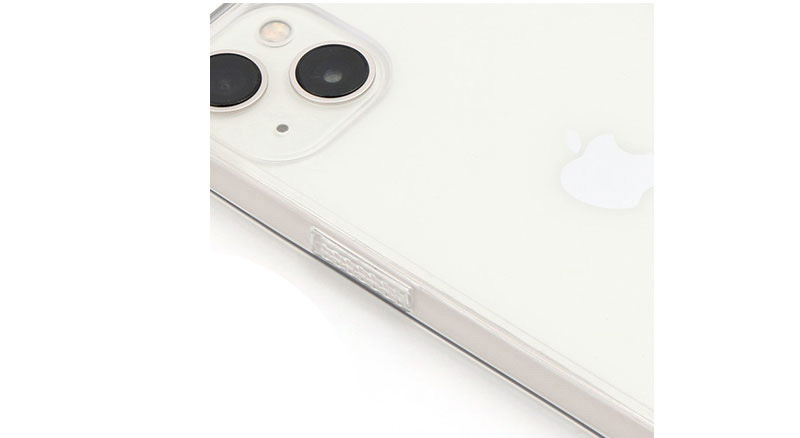 ボタン部分を覆うデザイン