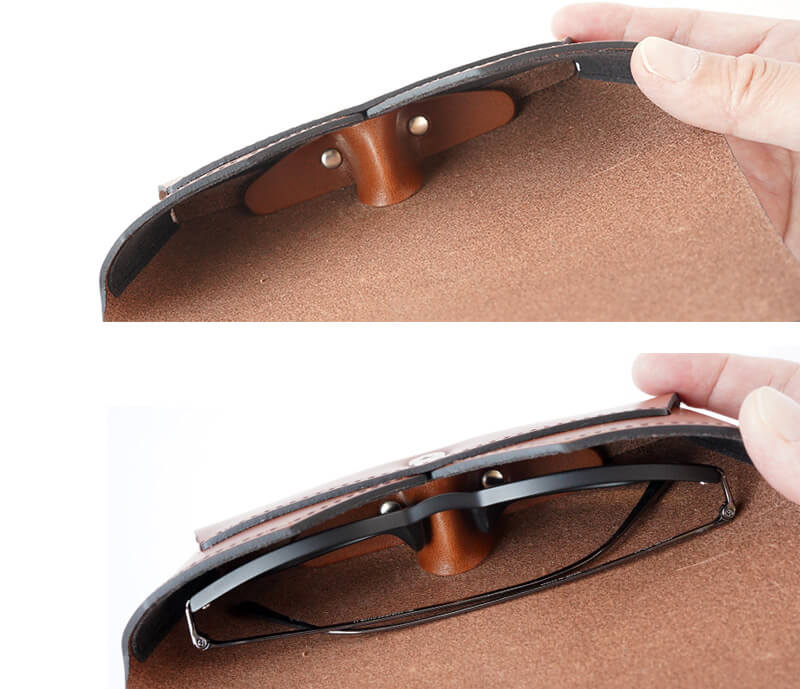 内側には、外側と同じ革でつくられたノーズスタンドが付いており、メガネをしっかり固定します。