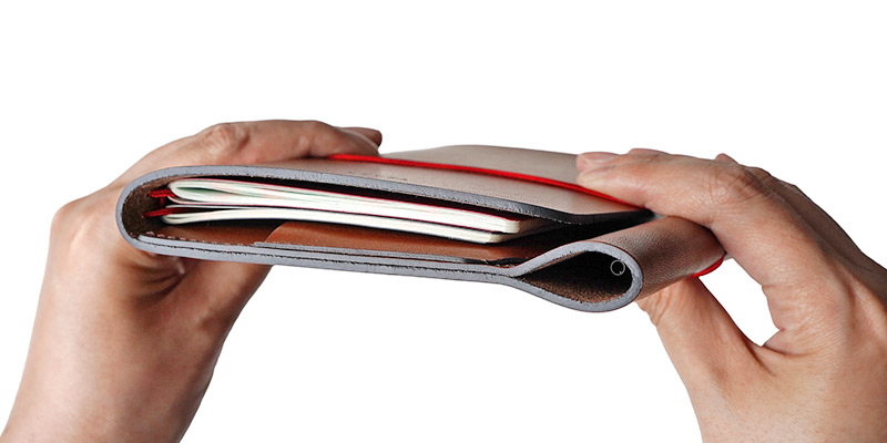 パスポートケース カバー 本革 日本製 レザー REVEL レヴェル おしゃれ シンプル