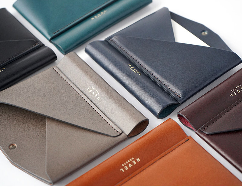 環境に配慮した、 オリジナルレザーを使用しています。