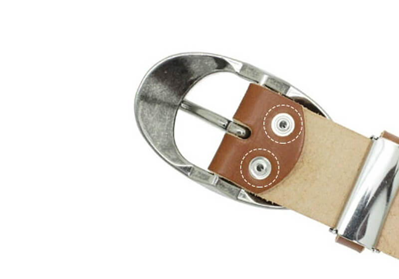 バックル着脱が簡単にできるスナップボタン式。お好みのバックルに付替えが可能です