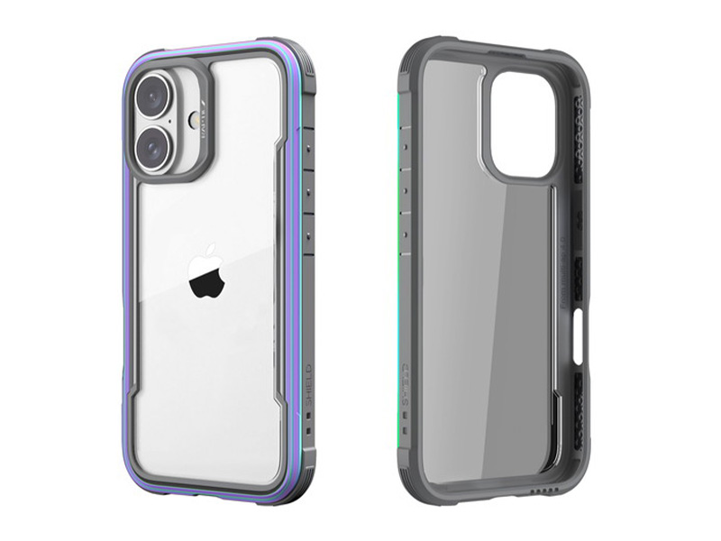 3種類の素材を組み合わせたハイブリッドケース